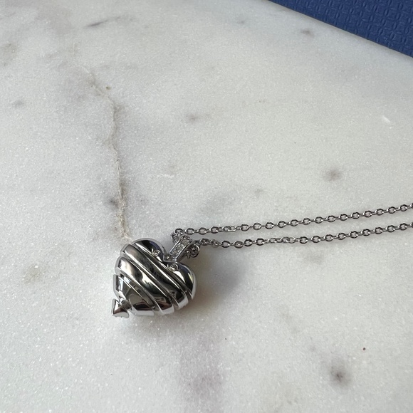 Swarovski | Crystal Heart Pendant Necklace - Picture 6 of 7
